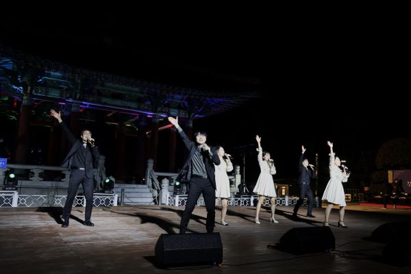 뮤지컬 콘서트 ` The Show must go on'